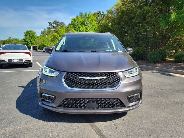Used 2021 Chrysler Pacifica Touring-L w/ Premium & Safety Sphere Group FWD image 2