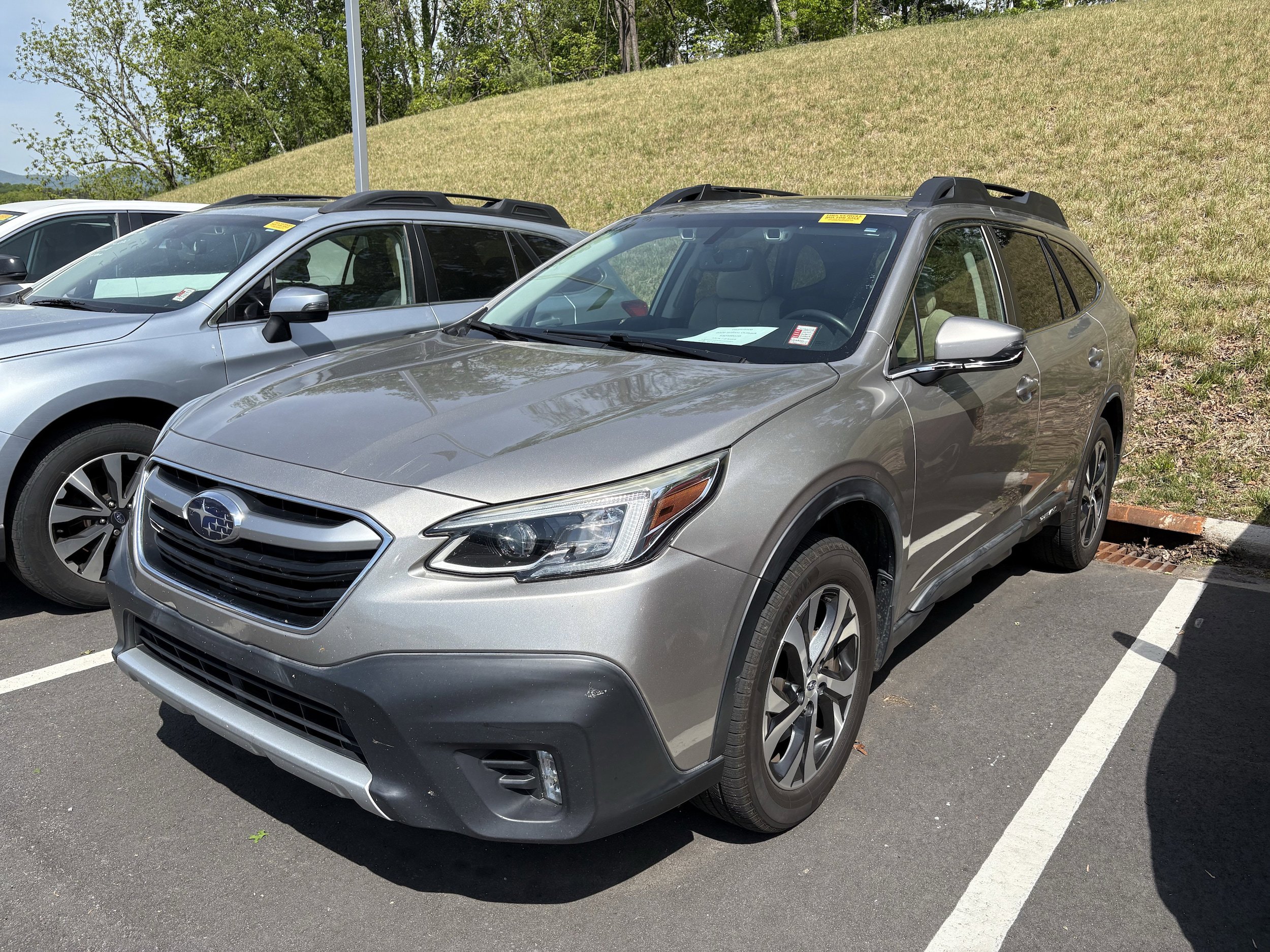 Used 2020 Subaru Outback Limited XT w/ Popular Package #2 AWD/4WD image 3
