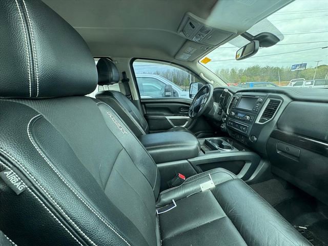 Used 2017 Nissan Titan PRO-4X w/ Pro-4x Convenience Package image 4
