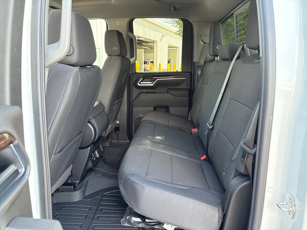 New 2026 GMC Sierra 2500 SLE w/ SLE Value Package; AWD/4WD image 38
