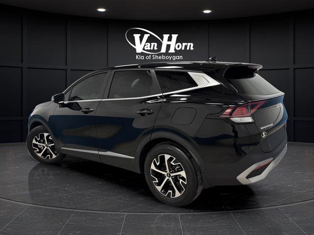 Used 2023 Kia Sportage EX image 3