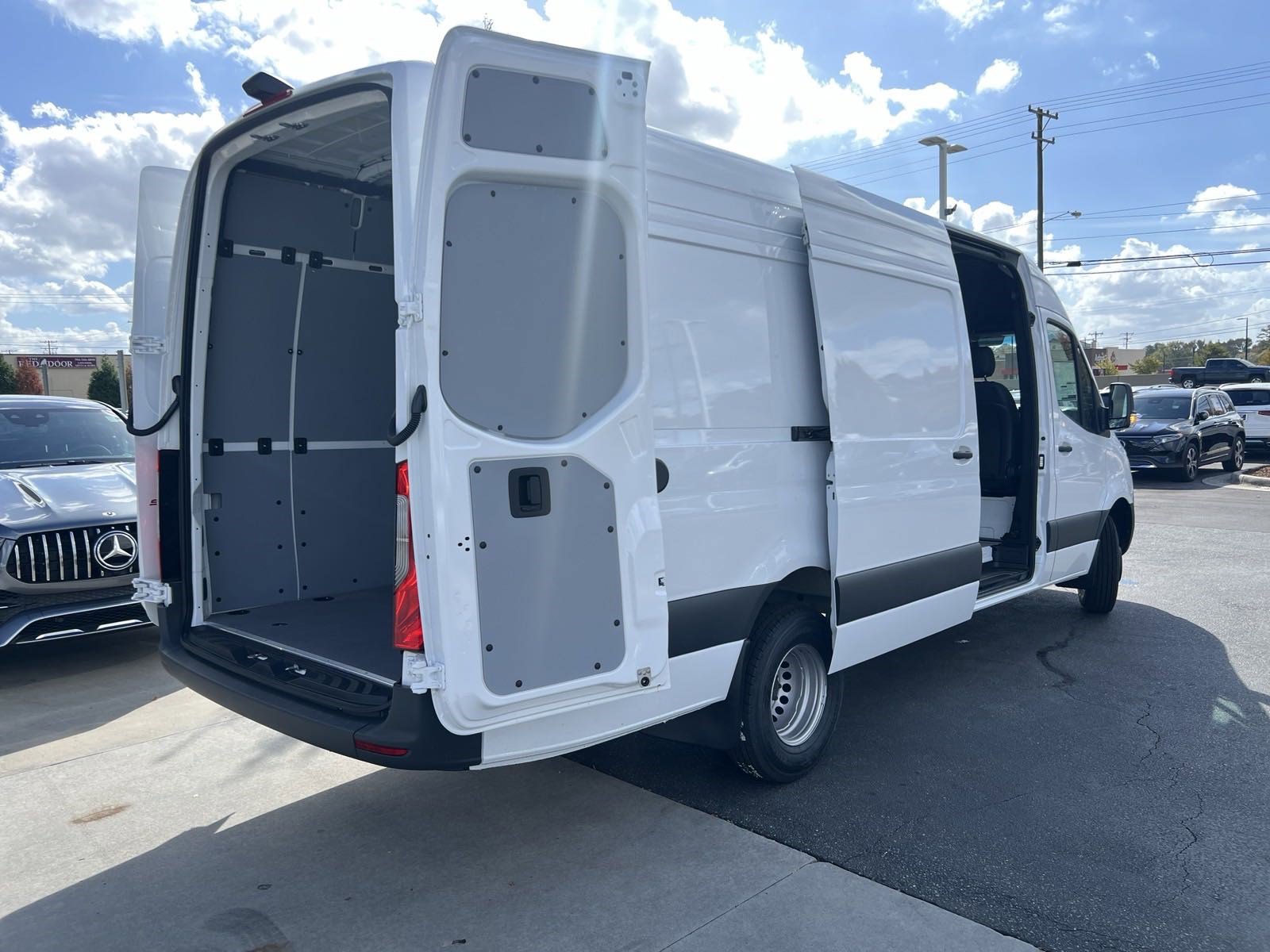 New 2025 Mercedes-Benz Sprinter 3500 image 44