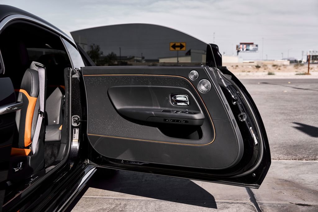 Used 2025 Rolls-Royce Spectre w/ Spectre Launch Package image 26