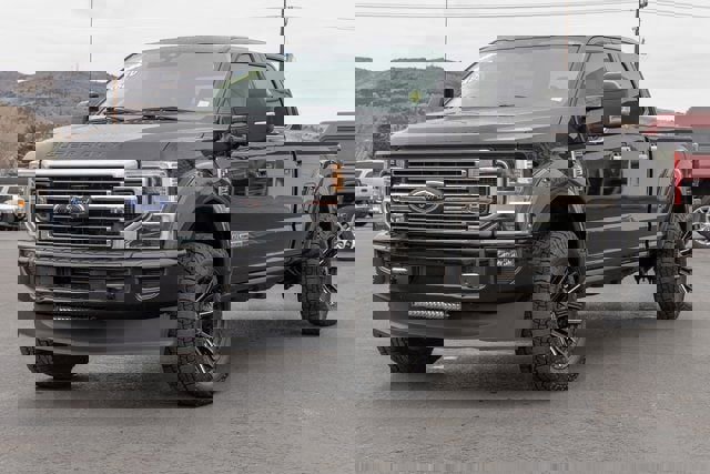 Used 2020 Ford F350 Limited w/ FX4 Off-Road Package AWD/4WD image 30