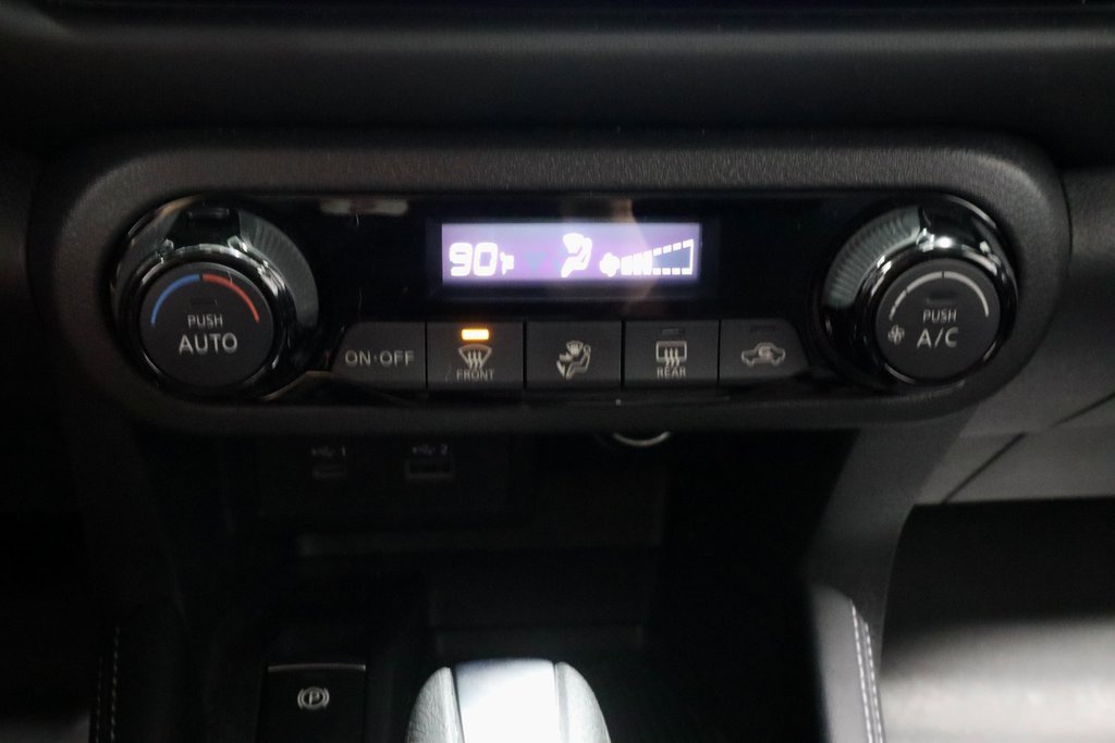 Certified 2023 Nissan Kicks SR image 29