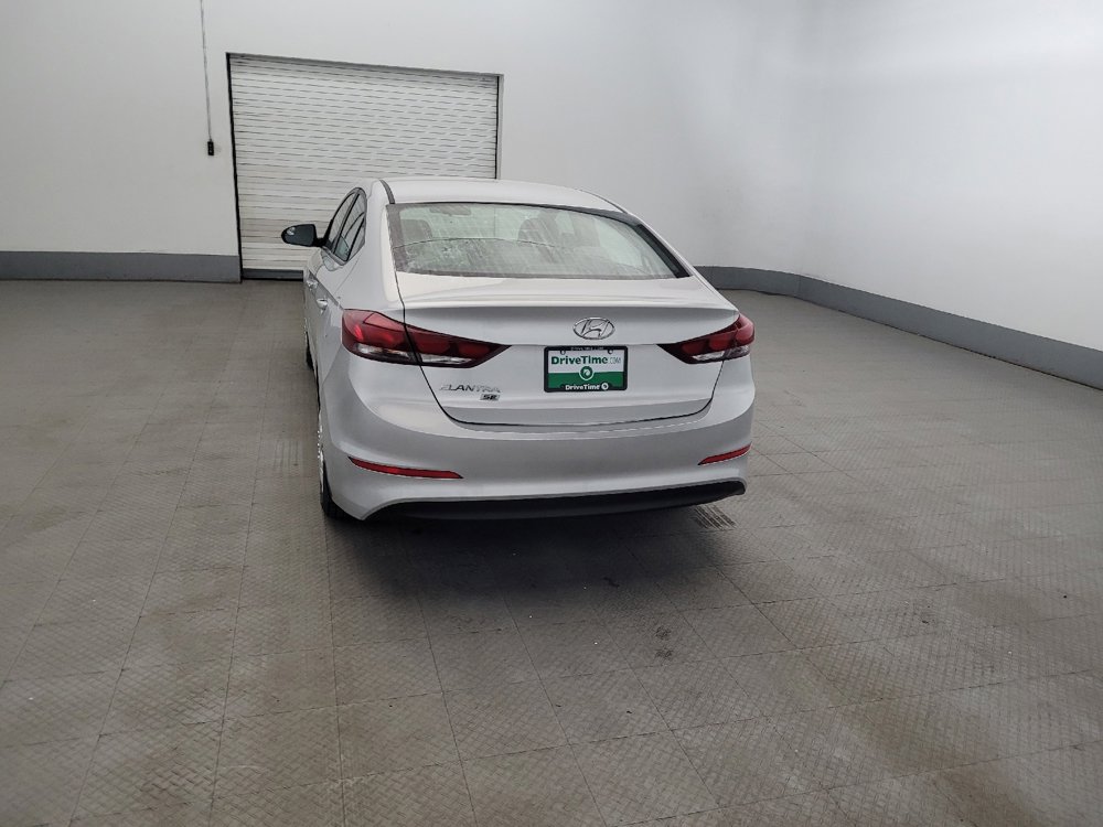 Used 2018 Hyundai Elantra SE w/ Winter Weather Package FWD image 6