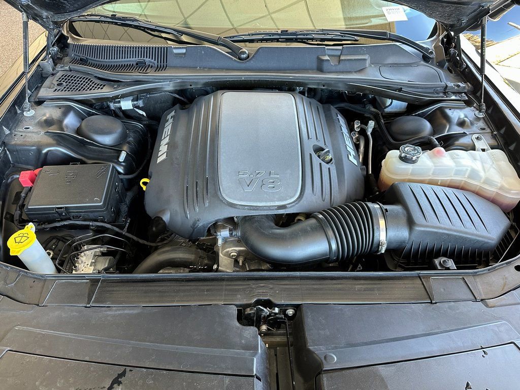 Certified 2022 Dodge Challenger R/T w/ Blacktop Package image 32