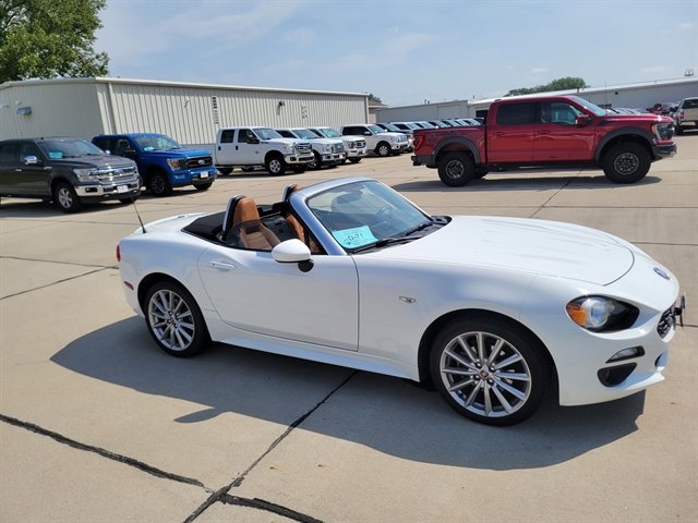 Used 2017 FIAT 124 Spider Lusso image 16
