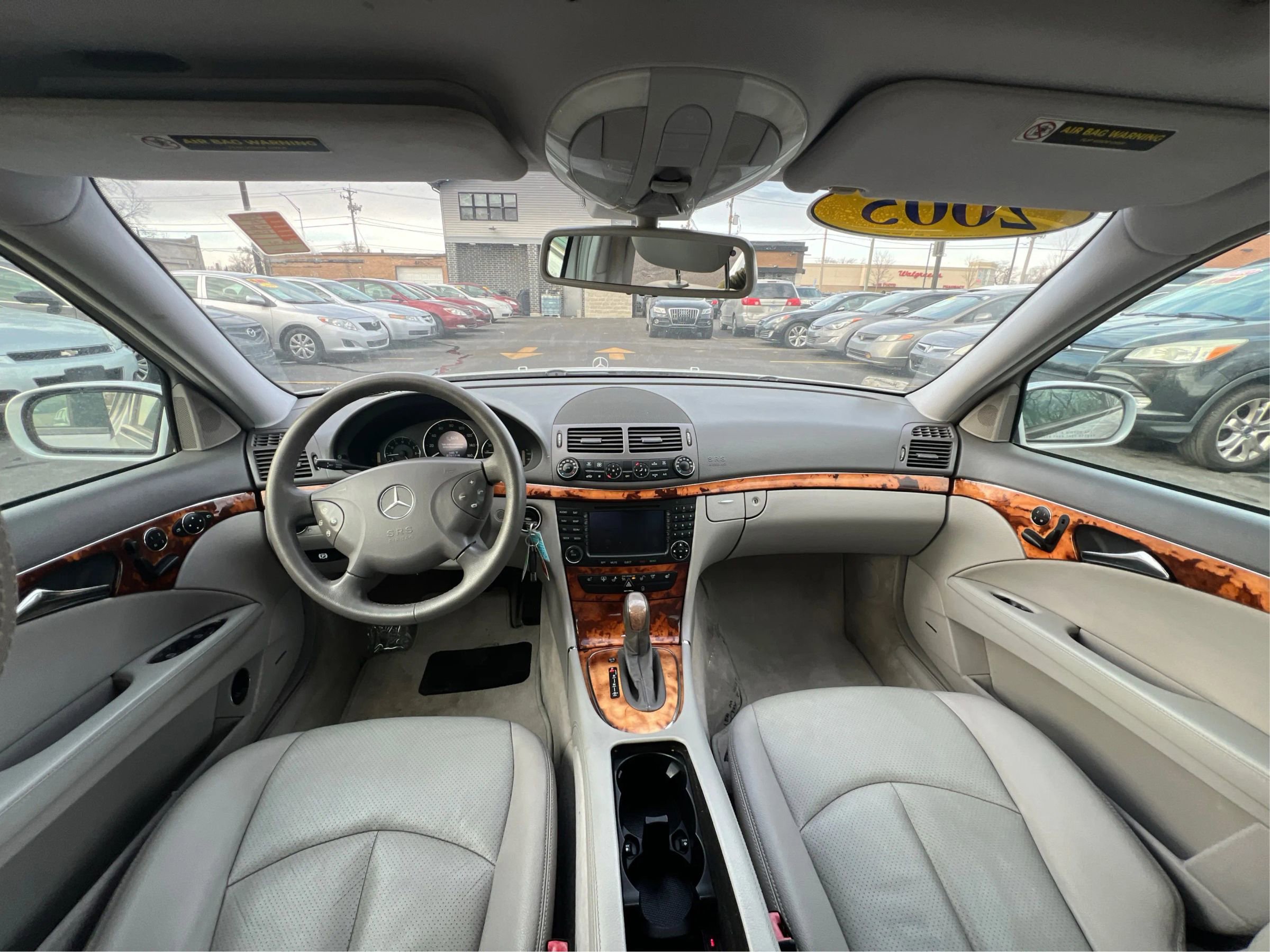 Used 2005 Mercedes-Benz E 320 4MATIC Sedan image 27