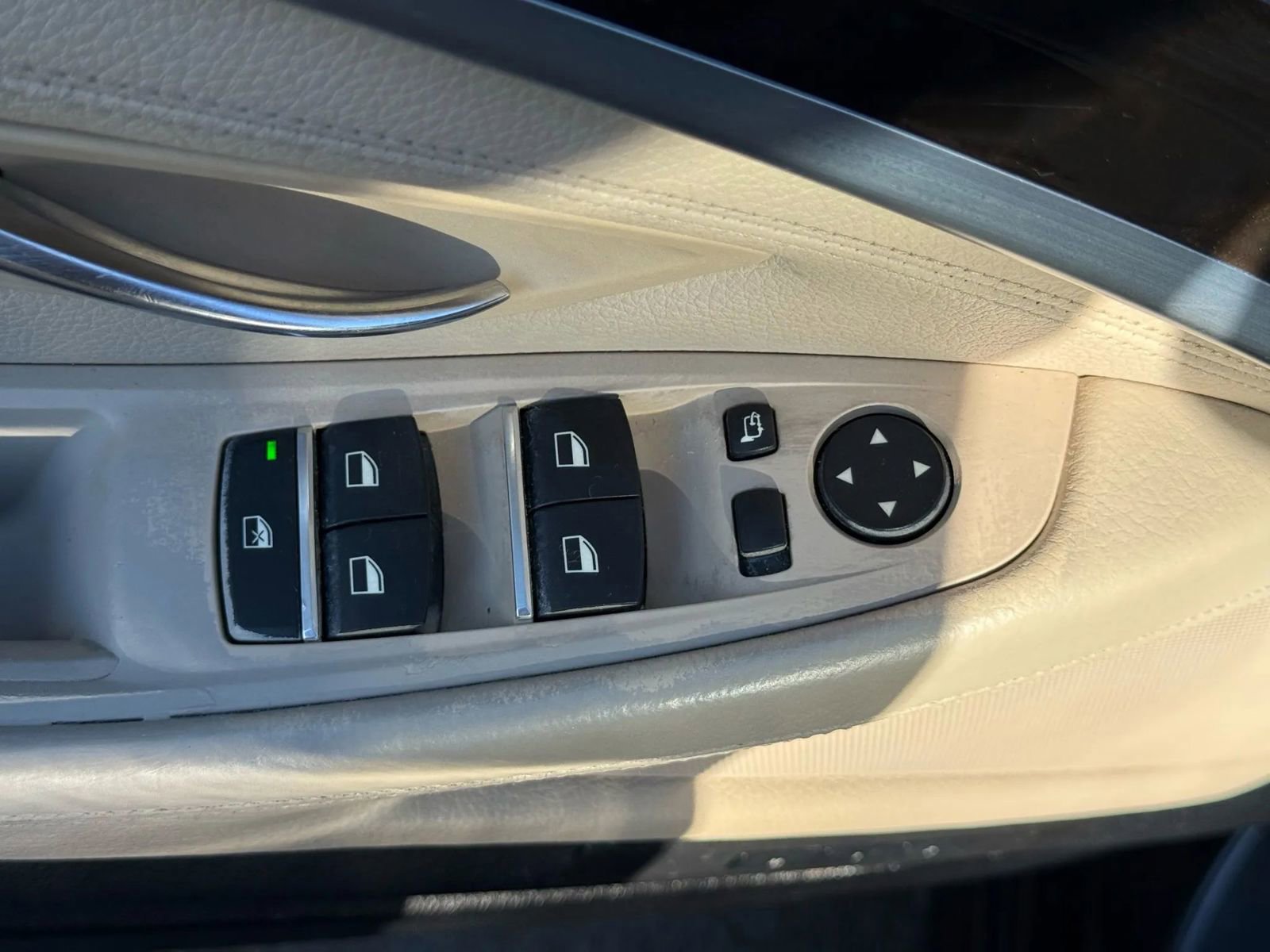 Used 2011 BMW 535i xDrive Sedan image 14