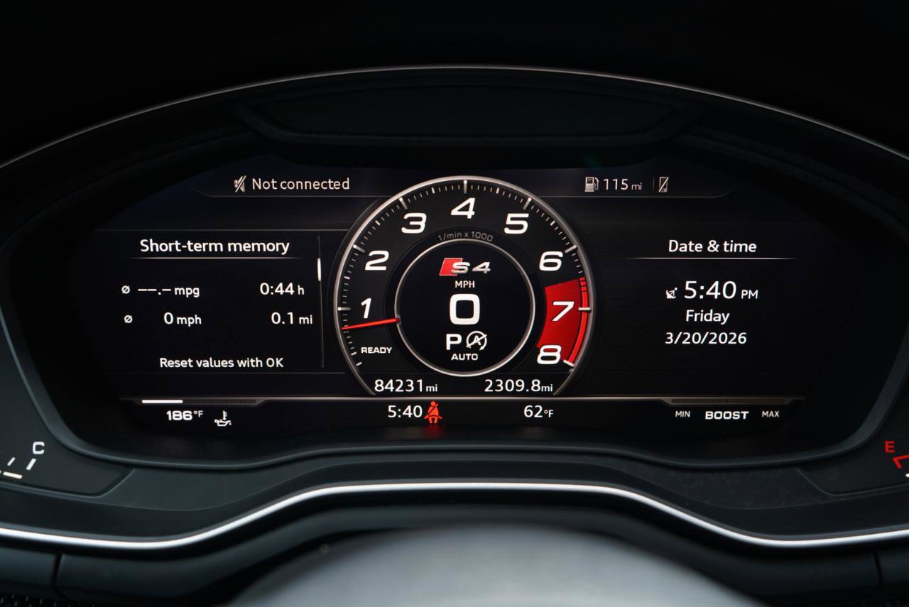 Used 2019 Audi S4 Premium Plus w/ Premium Plus Package image 31