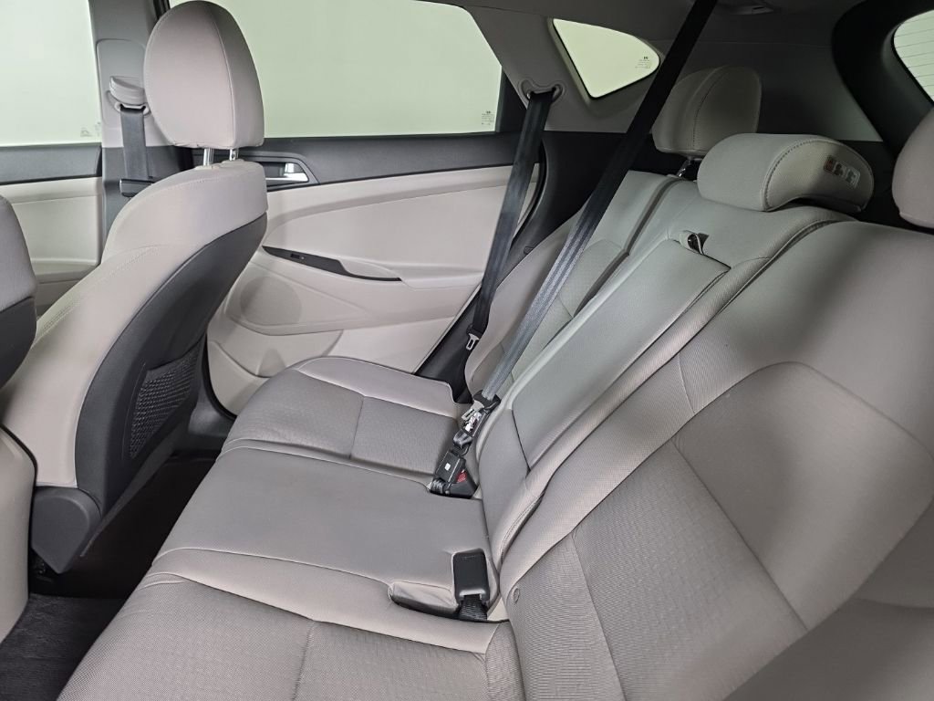 Used 2019 Hyundai Tucson Value AWD/4WD image 28