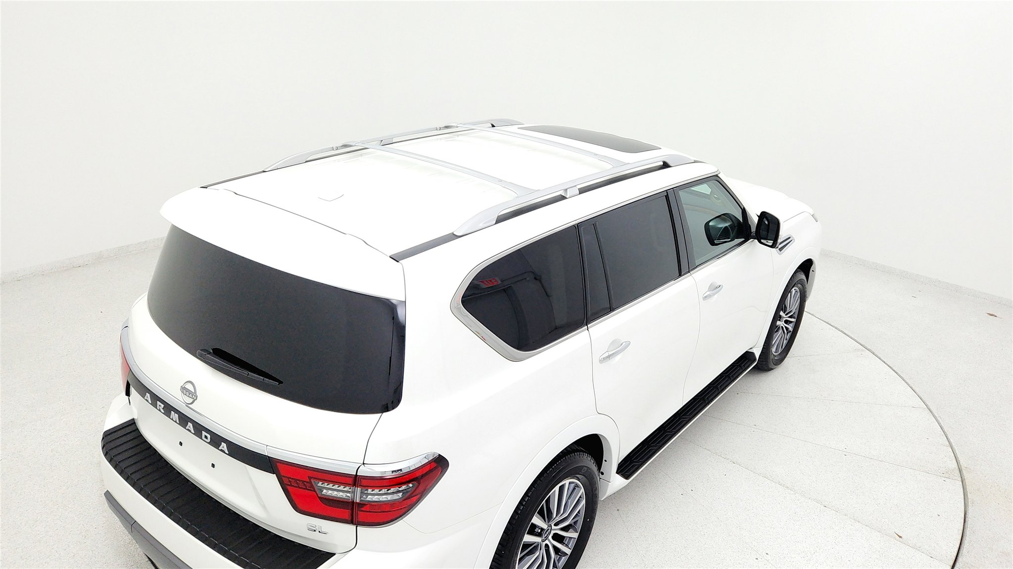 Used 2024 Nissan Armada SL w/ Captain's Chairs Package image 39