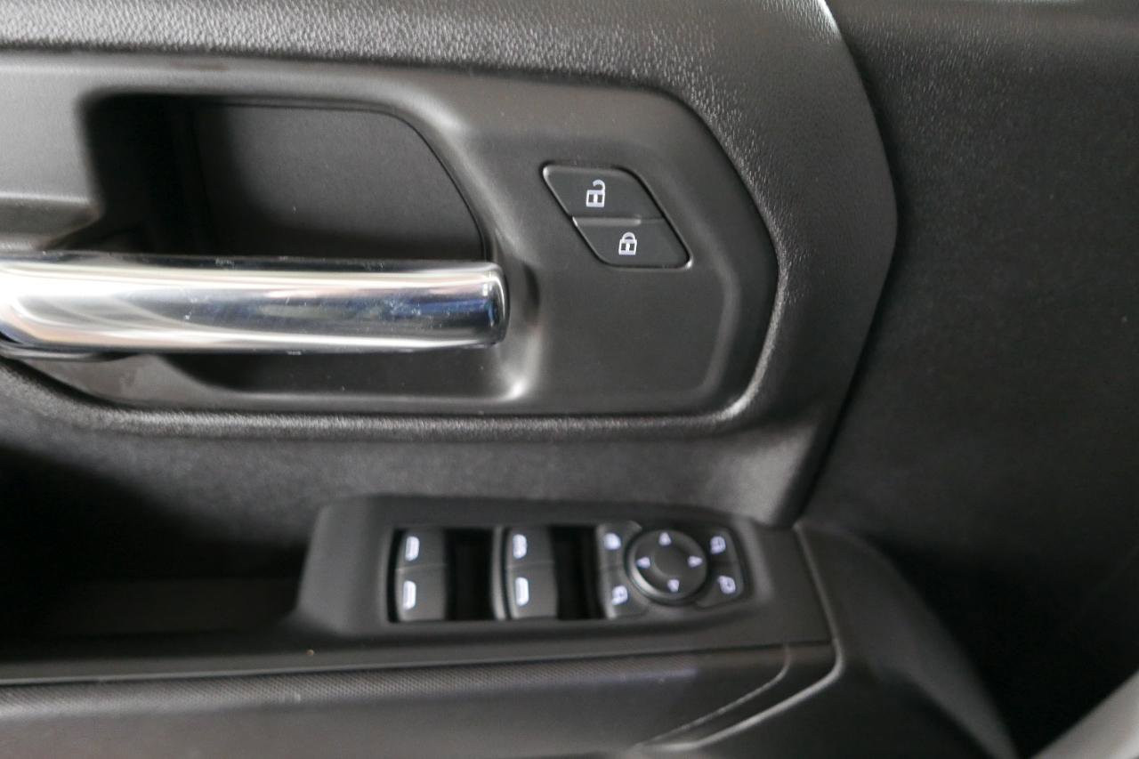 Used 2024 Chevrolet Silverado 2500 Custom w/ Custom Value Package image 14