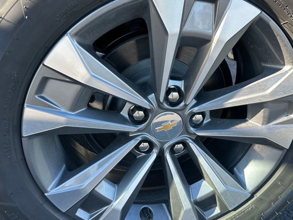 New 2026 Chevrolet Equinox LT w/ LPO, Floor Liner Package image 26