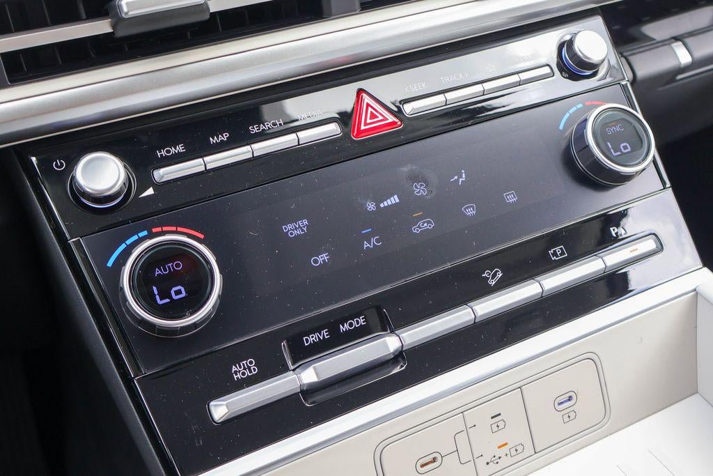 New 2026 Hyundai Santa Fe SE FWD image 19