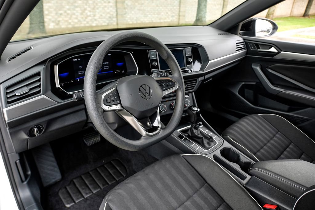 Used 2022 Volkswagen Jetta Sport image 25