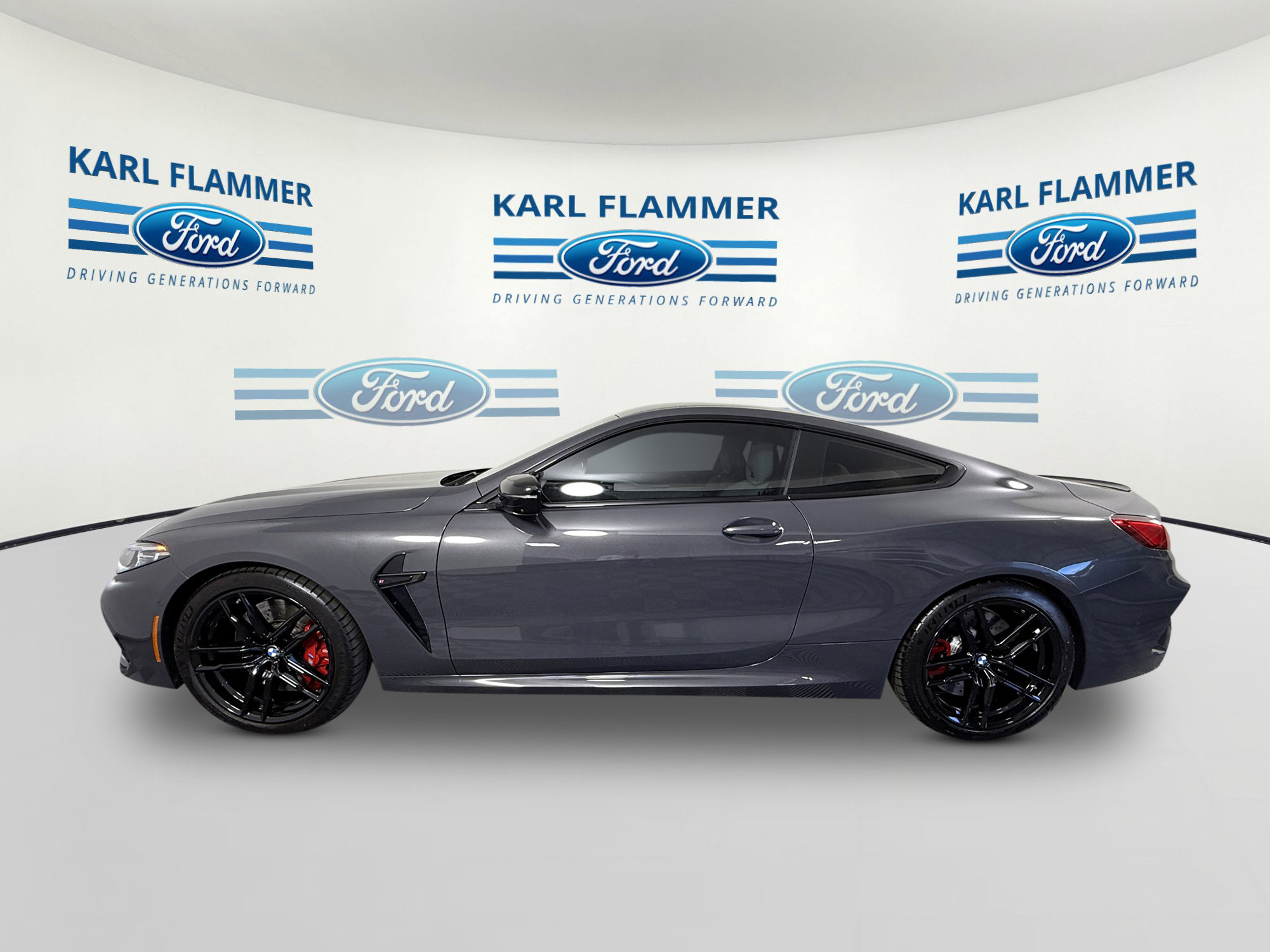 Used 2022 BMW M8 Competition image 5
