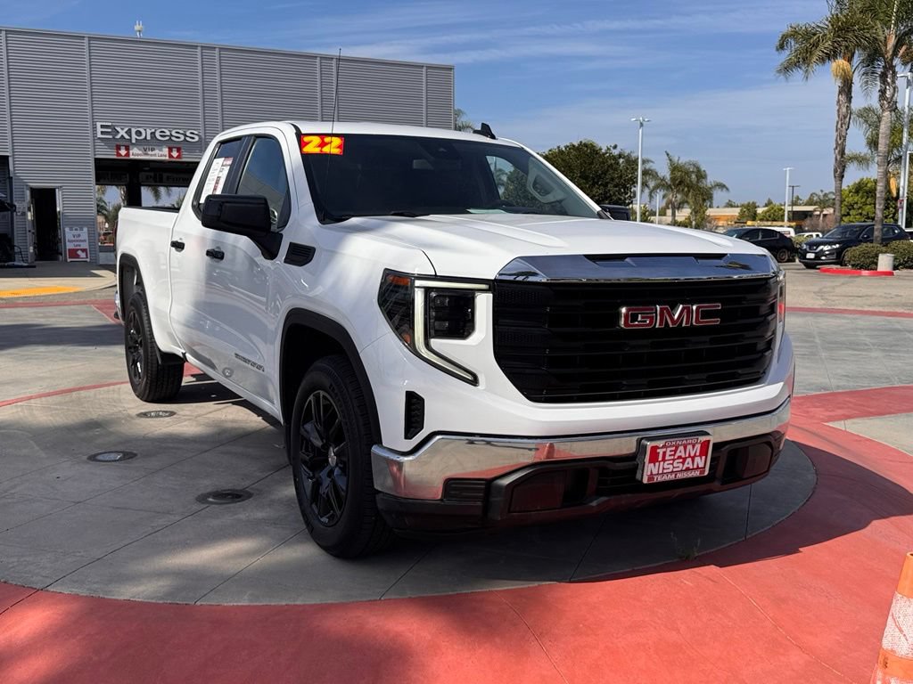 Used 2022 GMC Sierra 1500 Pro w/ Trailering Package RWD image 2