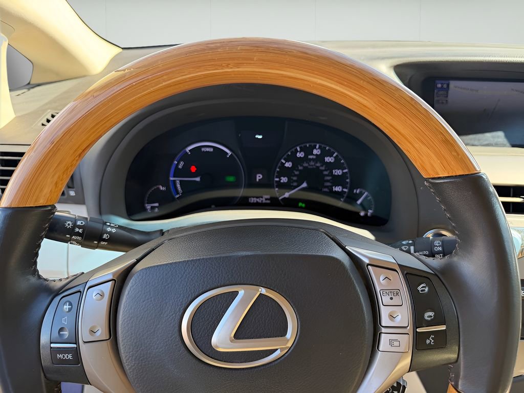 Used 2014 Lexus RX 450h FWD image 18