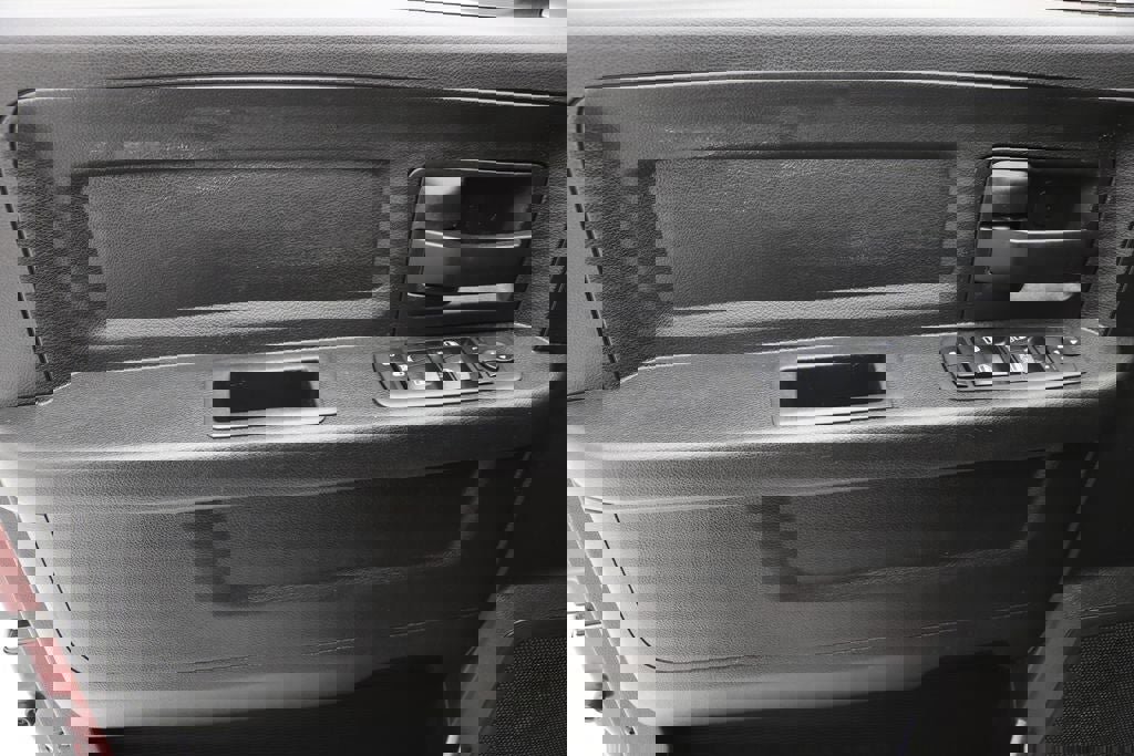 Used 2019 RAM 1500 Express w/ Express Value Package image 19