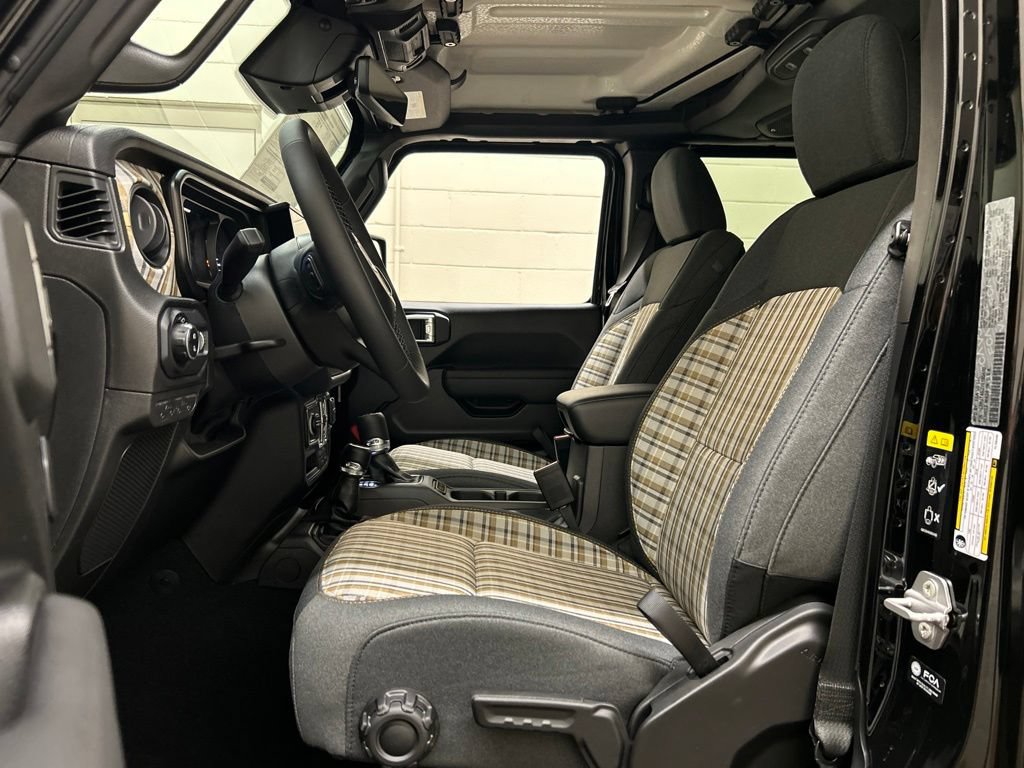 New 2026 Jeep Gladiator Sport AWD/4WD image 7