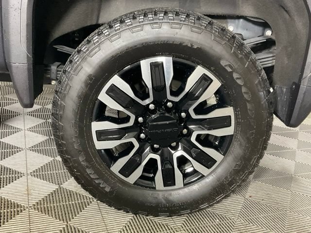Used 2024 GMC Sierra 2500 Denali Ultimate w/ Max Trailering Package AWD/4WD image 44