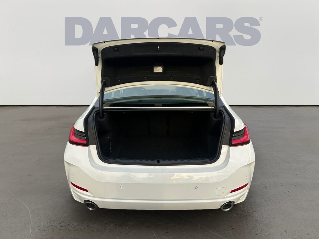 Used 2025 BMW 330i xDrive Sedan image 28