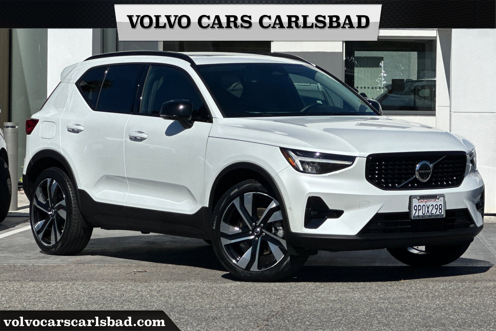 Used 2025 Volvo XC40 B5 Plus video 1