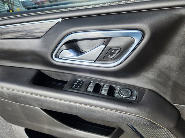 Used 2022 GMC Yukon SLT w/ SLT Premium Package image 20