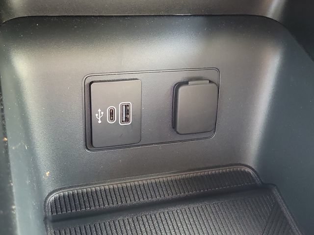 Used 2026 Ford Explorer Active RWD image 10