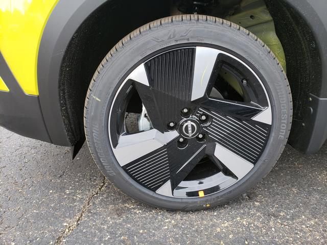 New 2026 Nissan Kicks SR w/ SR Premium Package image 22