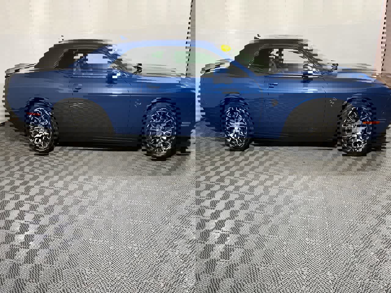 Used 2021 Dodge Challenger SRT Hellcat w/ Plus Package RWD image 9