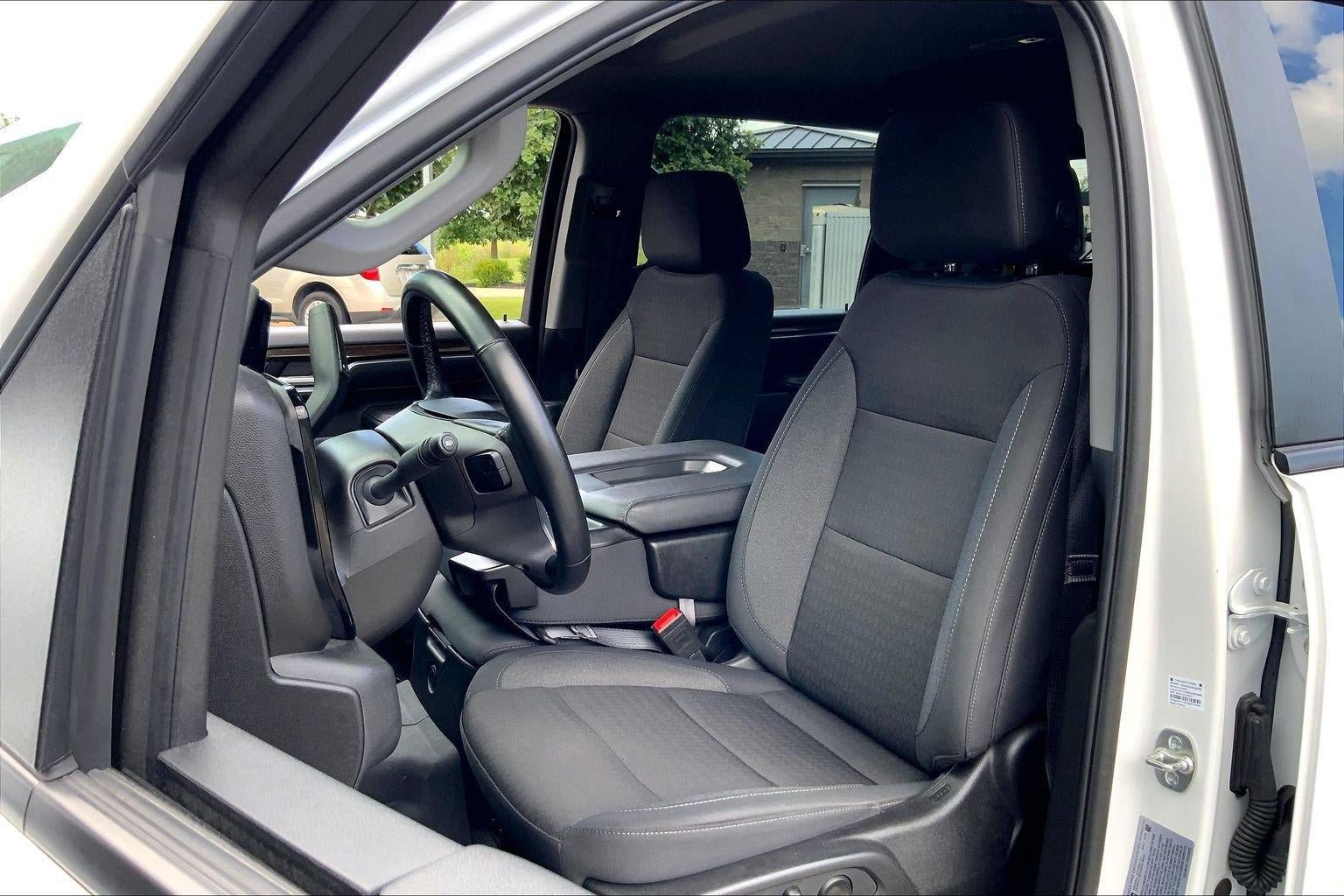 Used 2025 Chevrolet Silverado 2500 LT AWD/4WD image 22