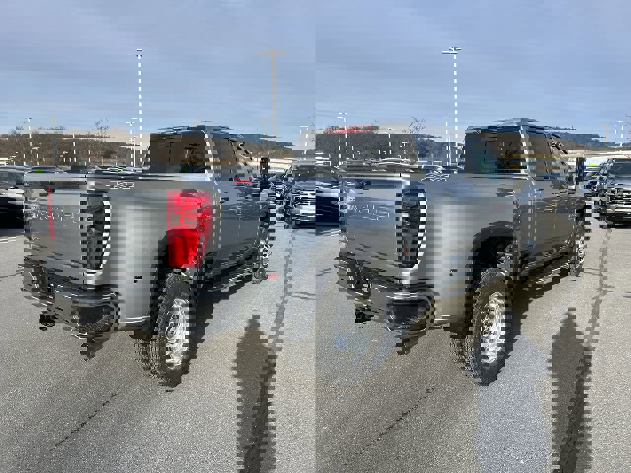 New 2026 Chevrolet Silverado 3500 LT image 7