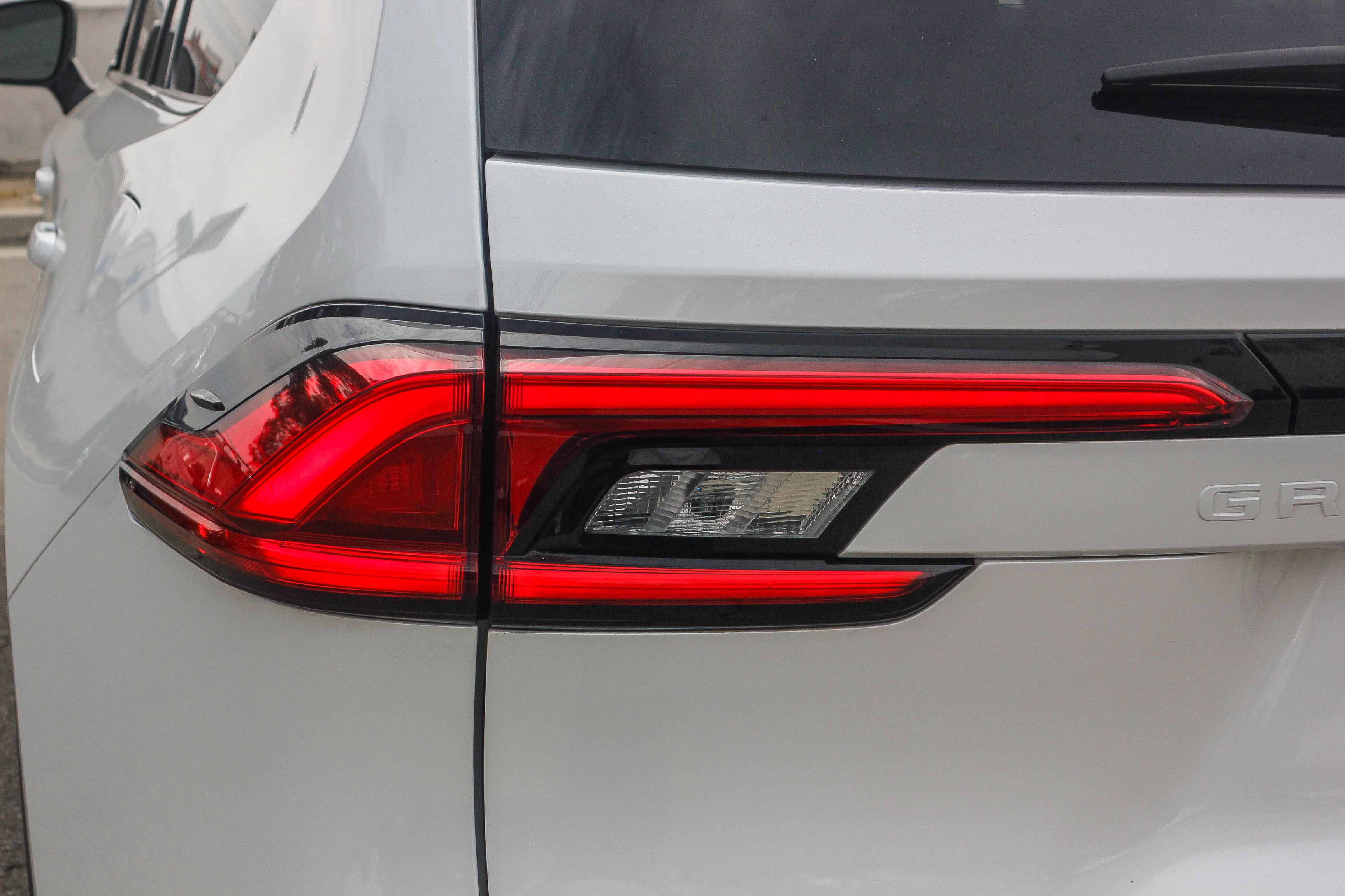 Used 2024 Toyota Grand Highlander XLE image 9