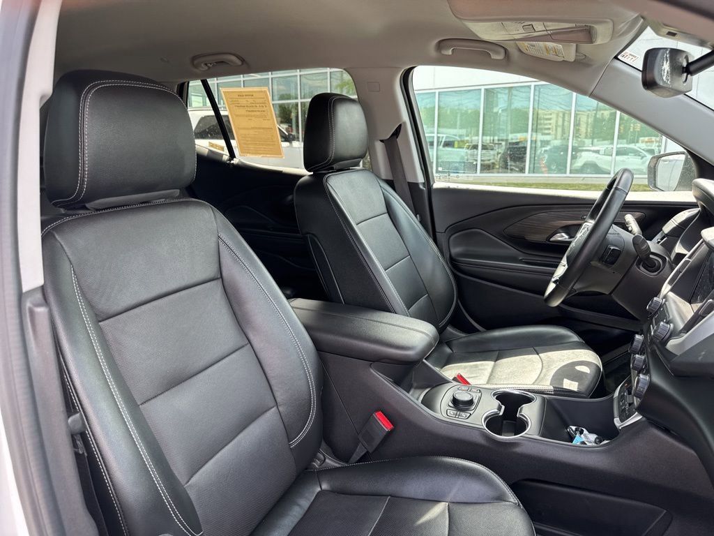 Used 2024 GMC Terrain SLT AWD/4WD image 18