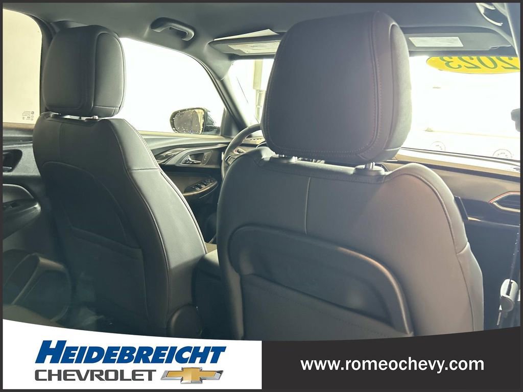 Certified 2023 Chevrolet TrailBlazer RS w/ Convenience Package image 31