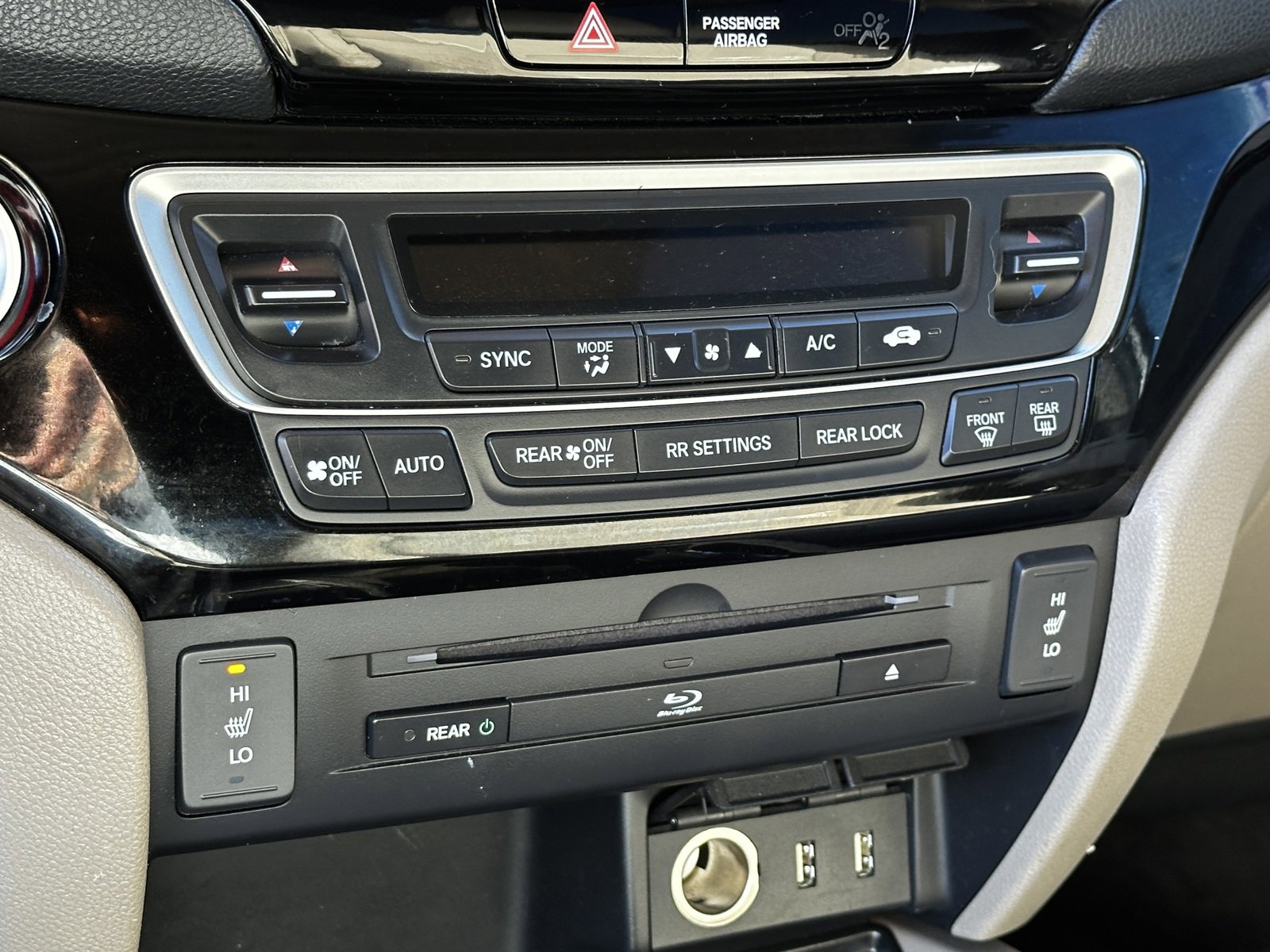 Used 2016 Honda Pilot Touring image 34