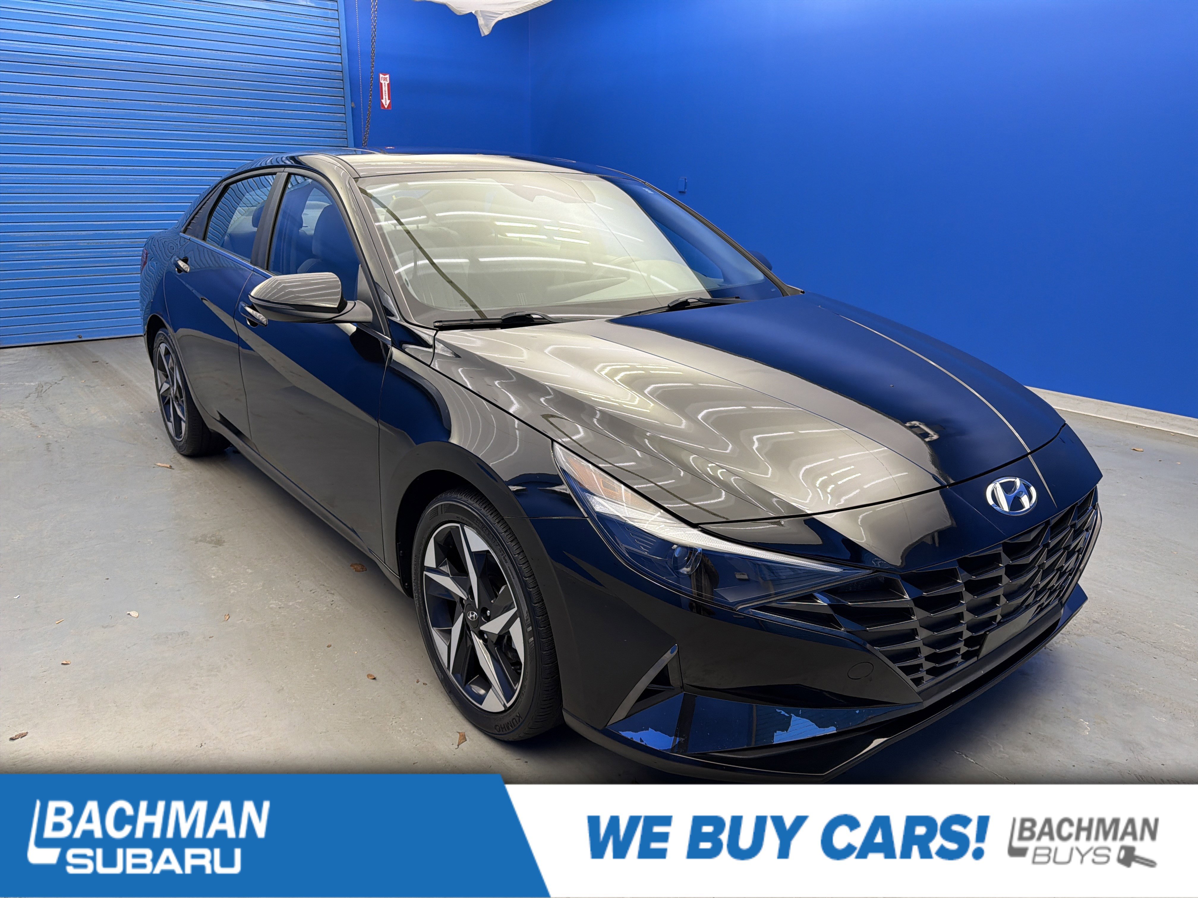 Used 2022 Hyundai Elantra SEL w/ Convenience + Premium Package