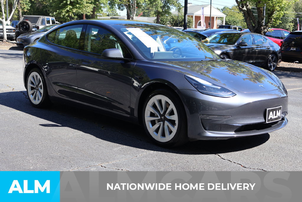 Used 2023 Tesla Model 3 Standard Range RWD image 4