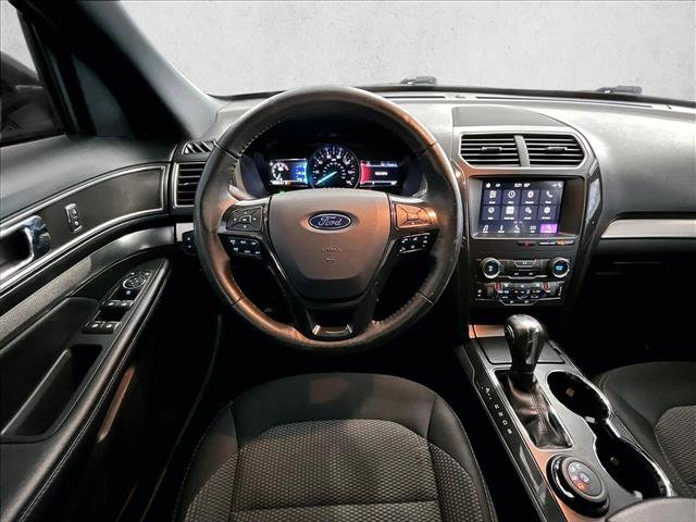 Used 2019 Ford Explorer XLT w/ Equipment Group 201A AWD/4WD image 7