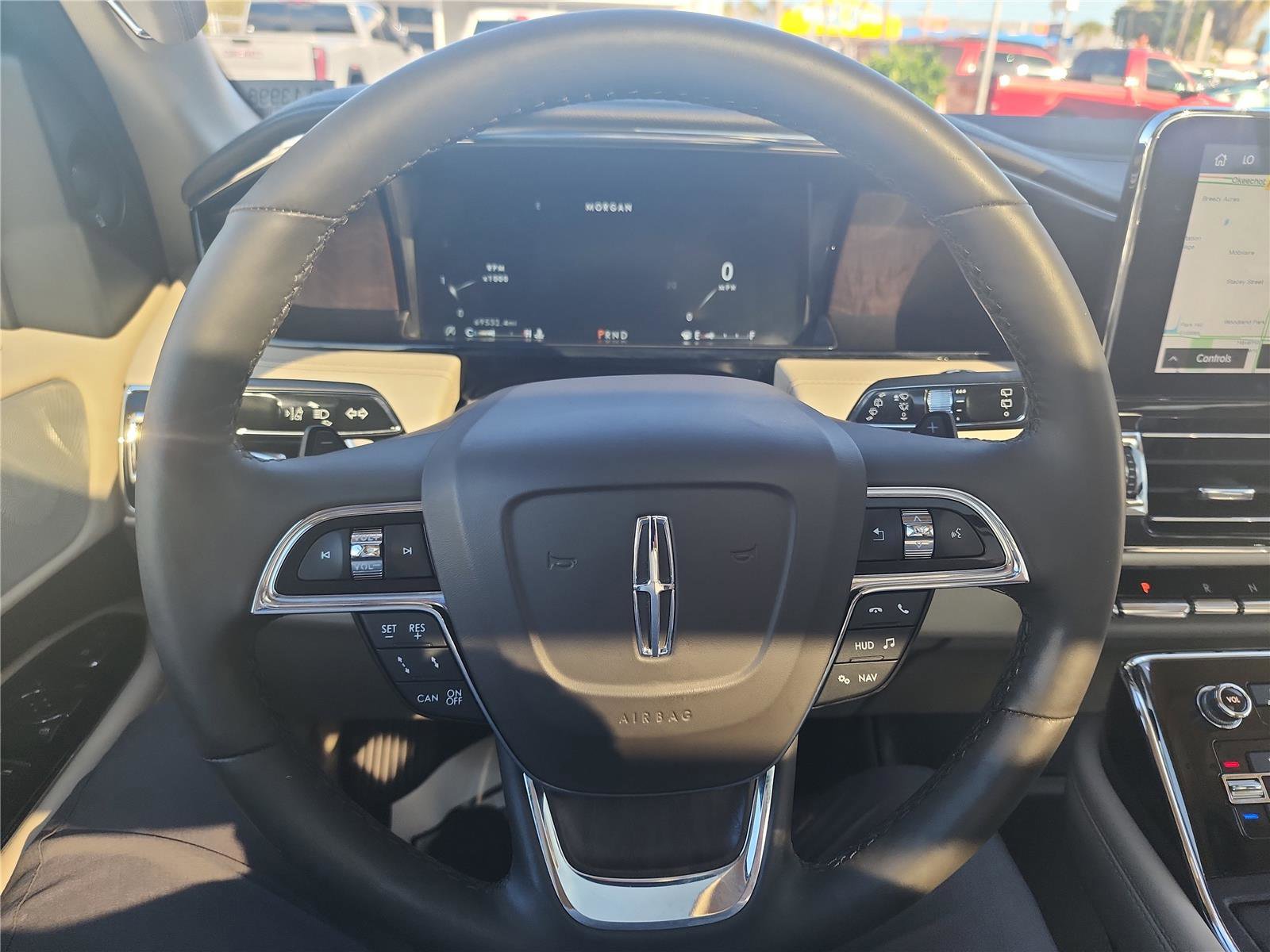 Used 2020 Lincoln Navigator Reserve w/ Luxury Package image 38