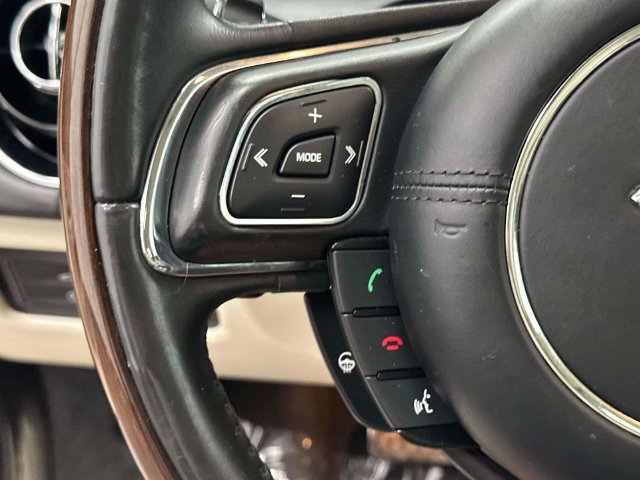 Used 2015 Jaguar XJ L Portfolio AWD/4WD image 39