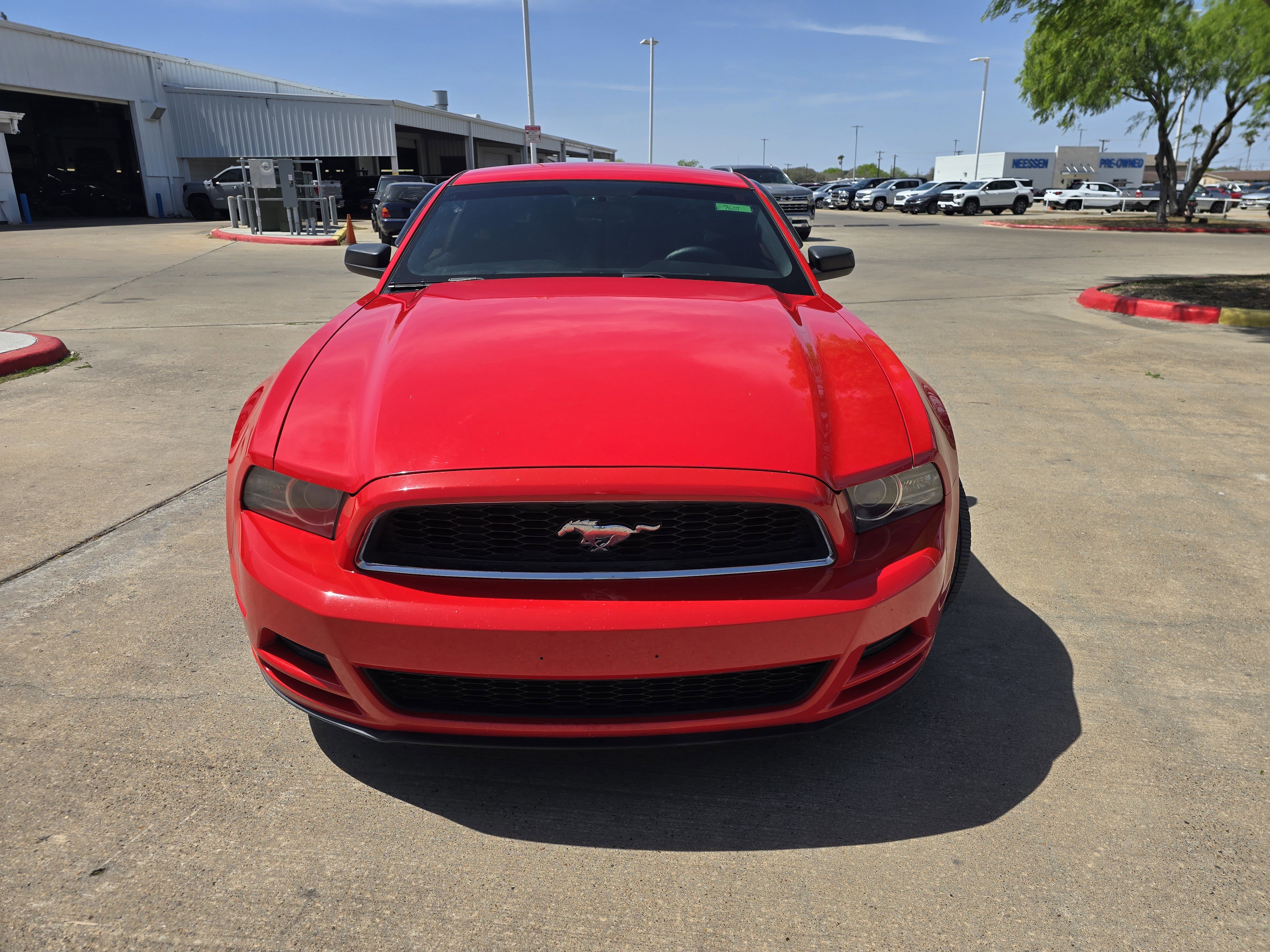 Used 2014 Ford Mustang Coupe image 8