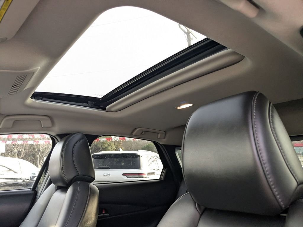 Used 2025 MAZDA CX-30 AWD 2.5 S w/ Preferred Package image 14