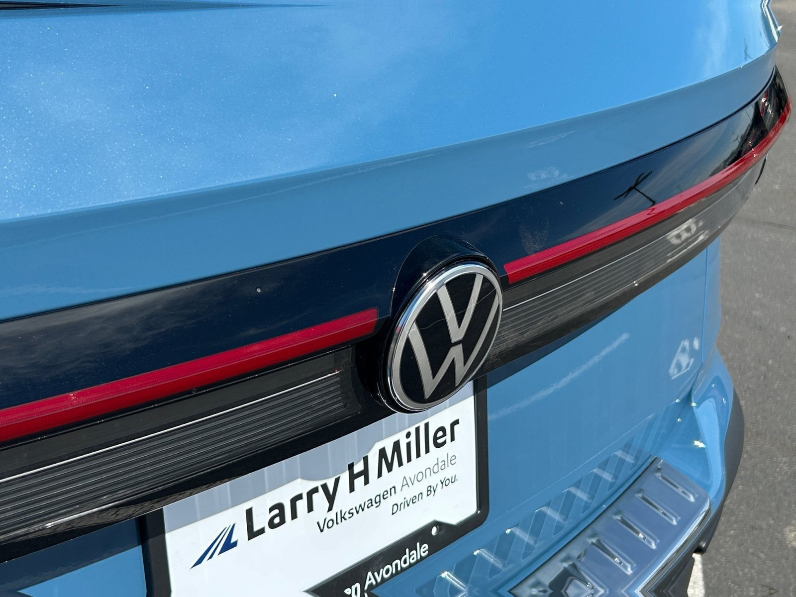 New 2026 Volkswagen Taos S FWD image 23