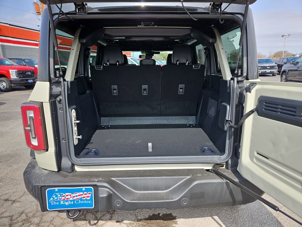 New 2026 Ford Bronco Outer Banks image 18