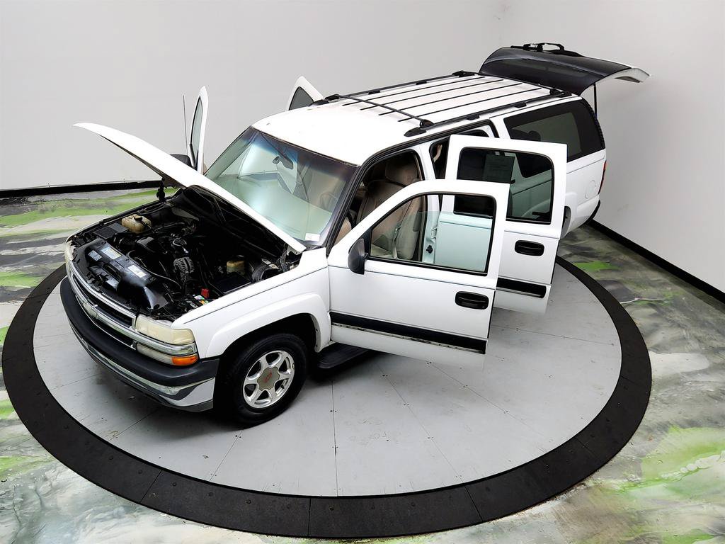 Used 2001 Chevrolet Suburban LS w/ LS Preferred Equipment Group RWD image 31