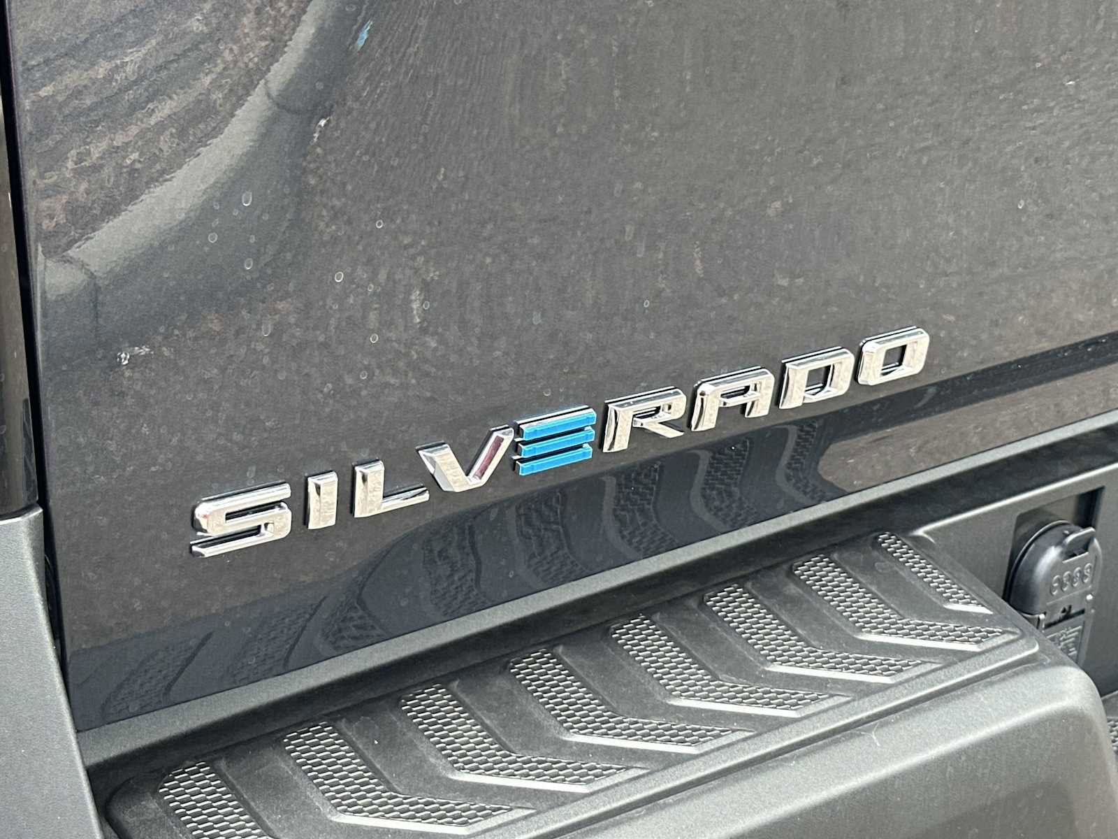 New 2026 Chevrolet Silverado EV LT w/ Plus Package image 11